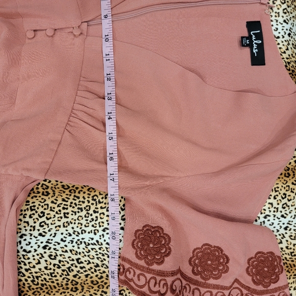 NWOT LULU'S BOHEMIAN CROCHET EYELET SLEEVE MIDI DRESS - Picture 9 of 10